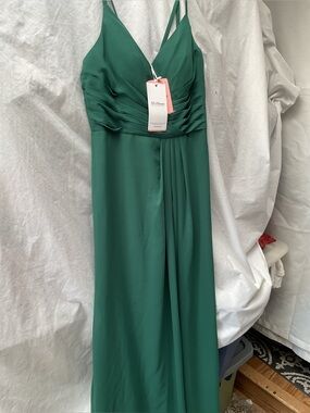 JJs House Emerald Green V-Neck Maxi Dress